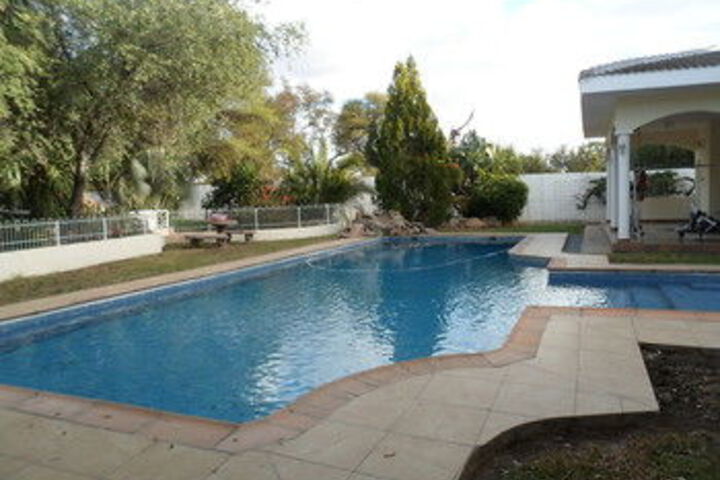 Pool 19 of 27