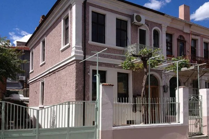 Old House
