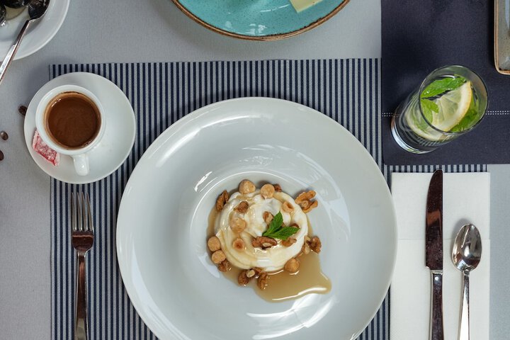 Breakfast/Coffee Service 173 of 247