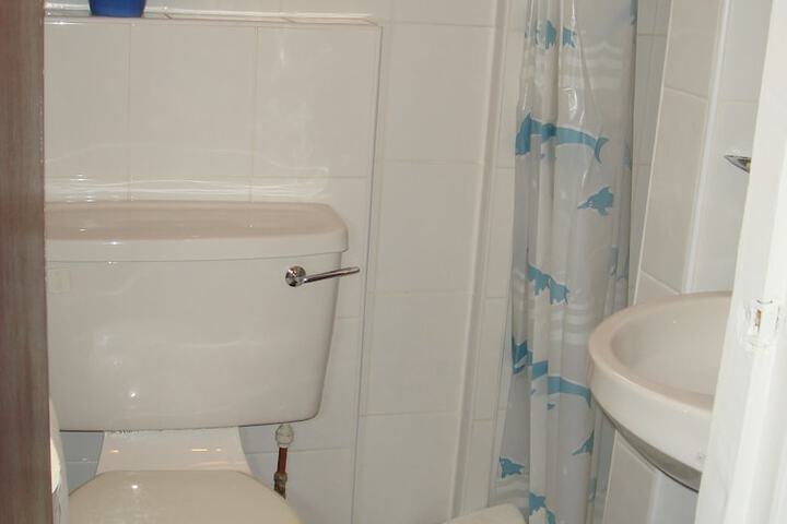 Room 16 of 20