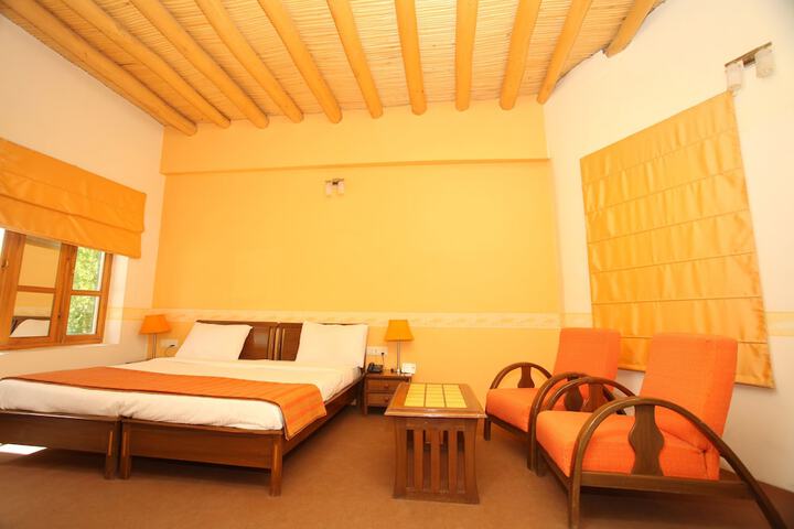 Room 10 of 35