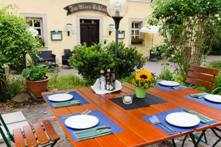 Dining 26 of 26