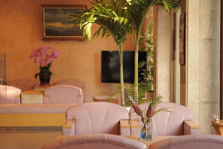 Lobby Entry