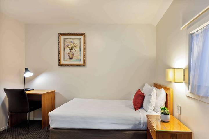 Room 58 of 150