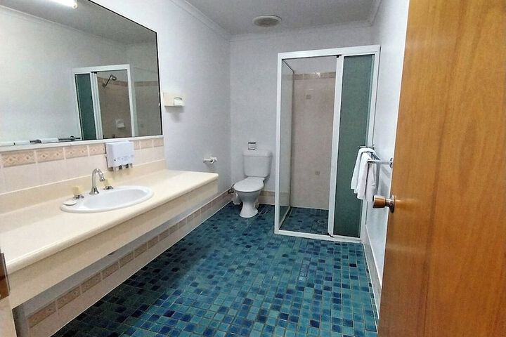 Room 54 of 60