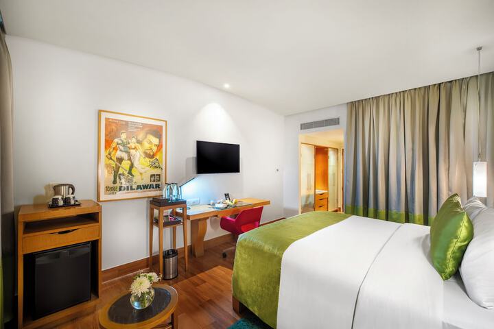 Room 20 of 84