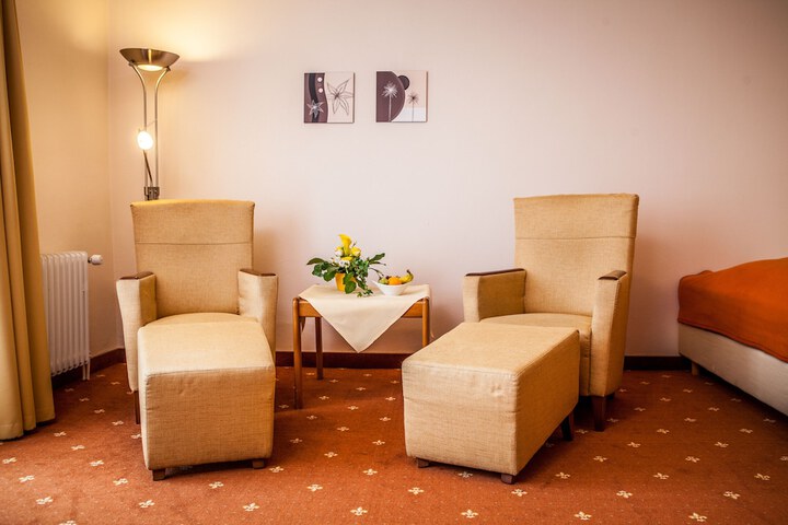 Room 7 of 35