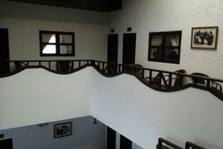 Room 17 of 41