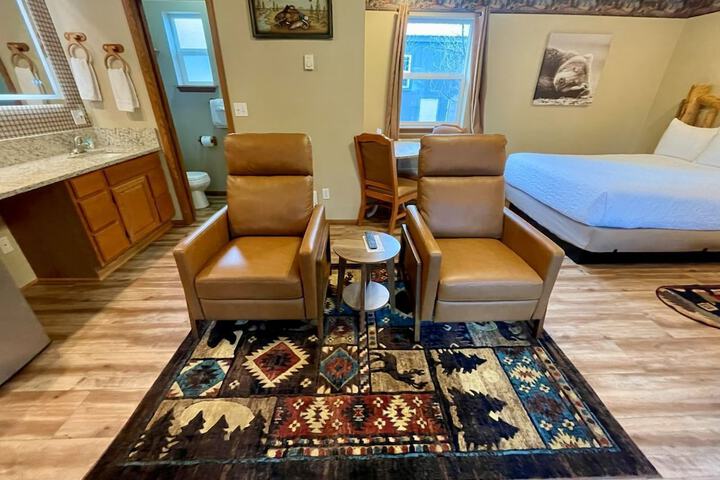 Room 35 of 140