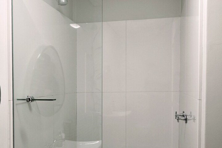 Room 15 of 23