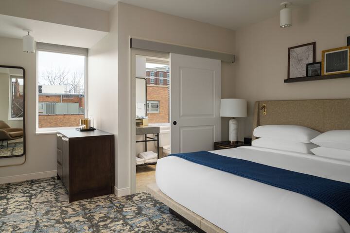 Room 30 of 56