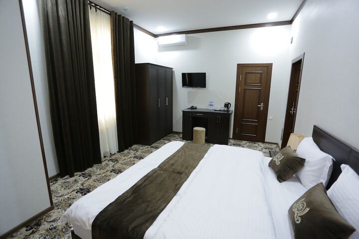 Room 16 of 61