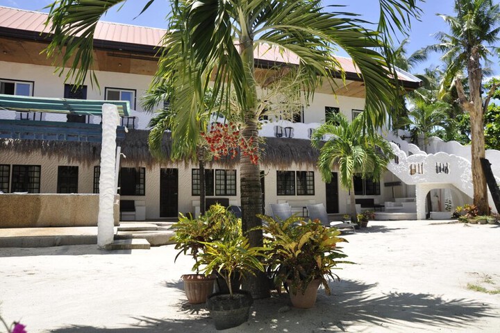 Hotel 45 of 47