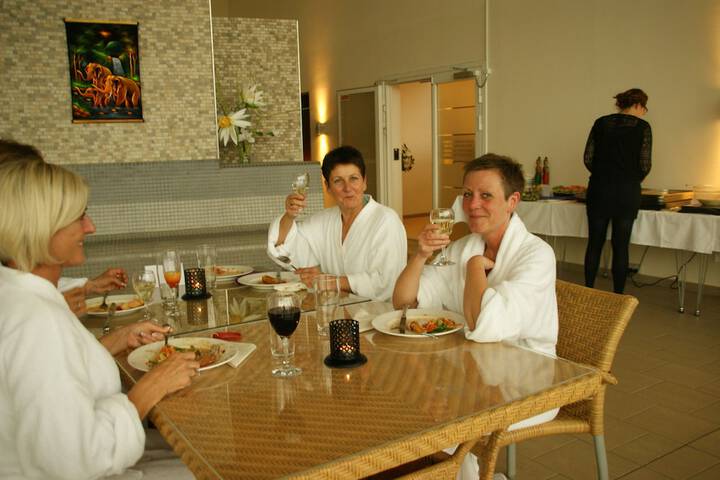Spa 54 of 80