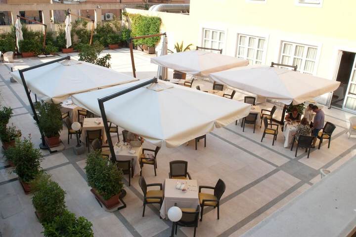 Terrace/Patio 56 of 58
