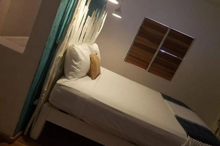 Room 2 of 12