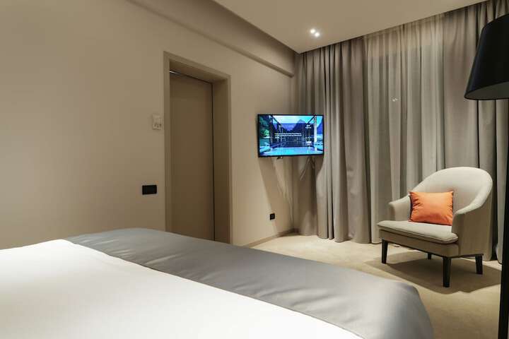 Room 70 of 130