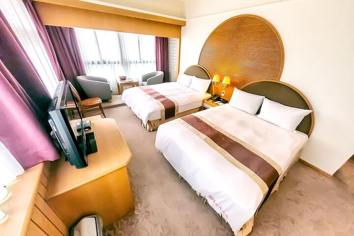 Room 4 of 22