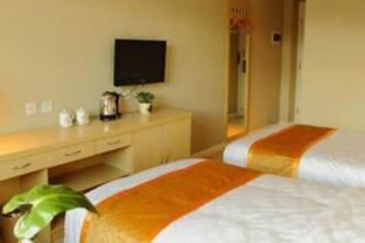 Room 14 of 39