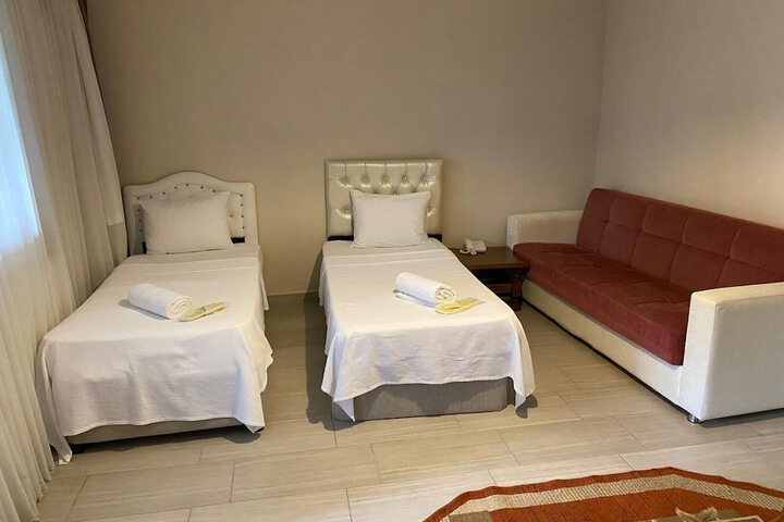 Room 25 of 52