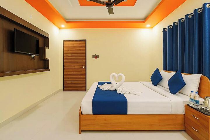 Image of Hotel M-I-N-X Radhika Palace Ayodhya
