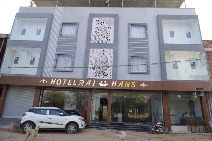Hotel 47 of 49
