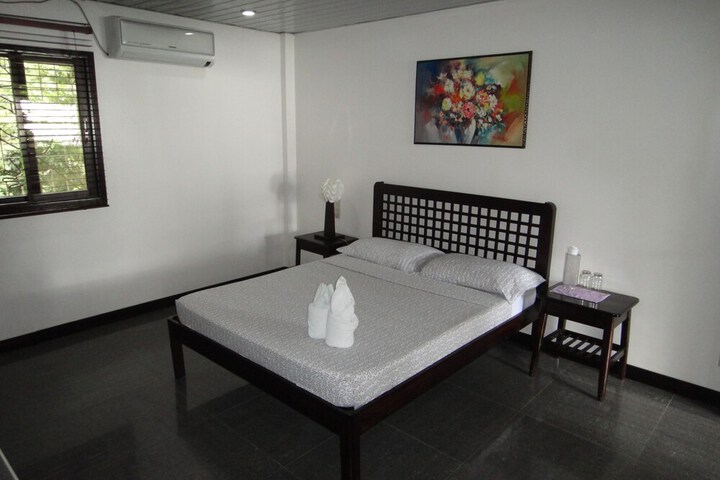 Room 14 of 53