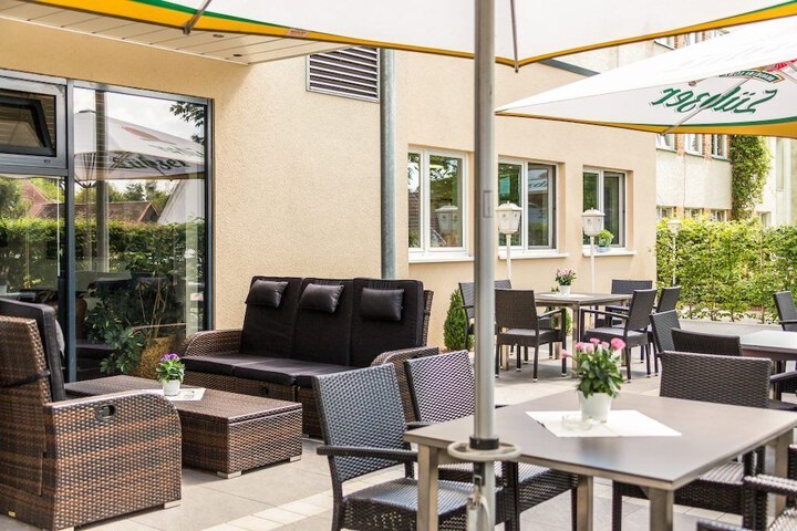 Terrace/Patio 54 of 56