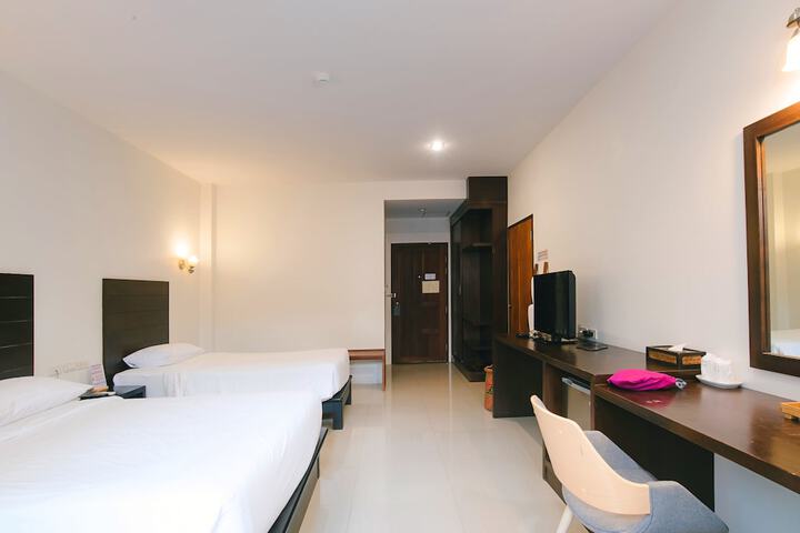 Room 29 of 65