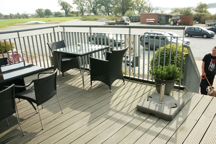 Terrace/Patio 79 of 80