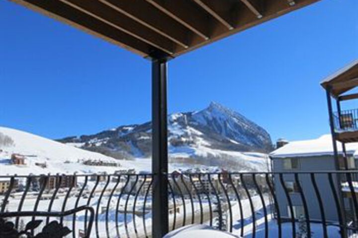 Terrace/Patio 2 of 60