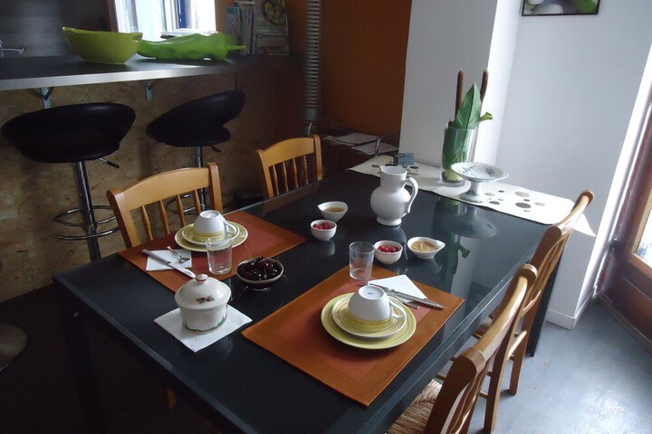 Breakfast/Coffee Service 15 of 16