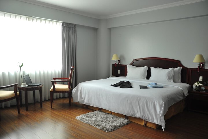 Room 19 of 83