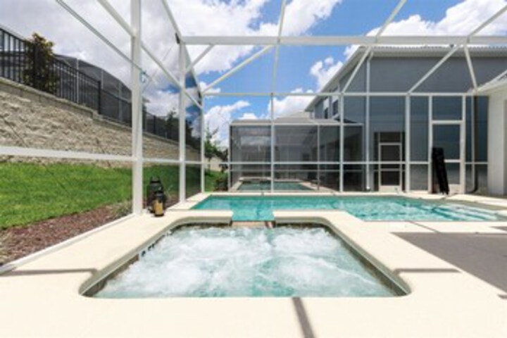 Pool 24 of 35
