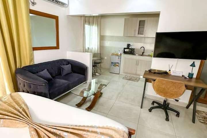 Room 5 of 5