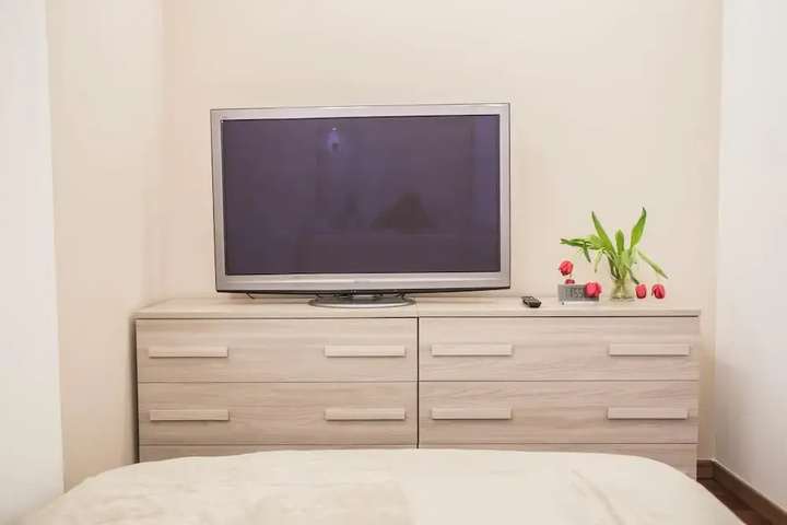 Room 6 of 14