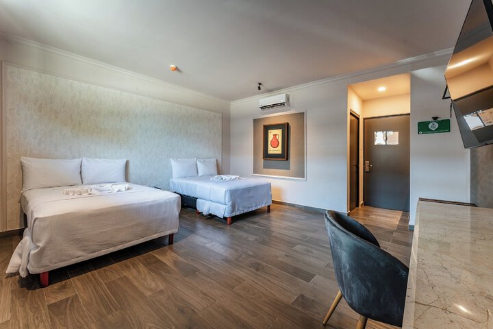 Room 17 of 70