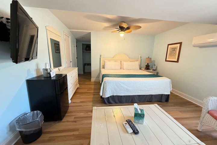 Room 25 of 147