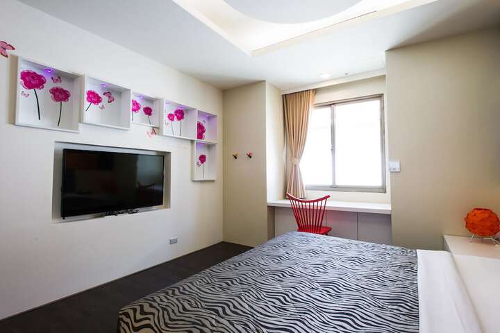 Room 13 of 51