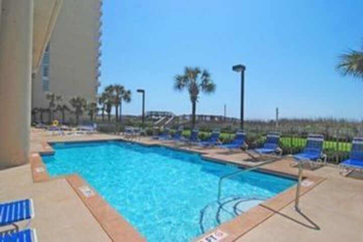 Pool 49 of 52