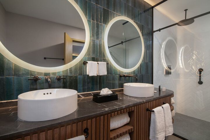 Bath Interior
