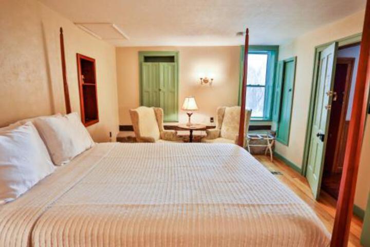 Photo of Lesleys Mountain View Country Inn