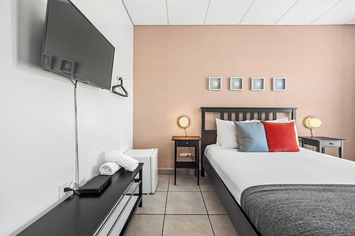 Room 26 of 68