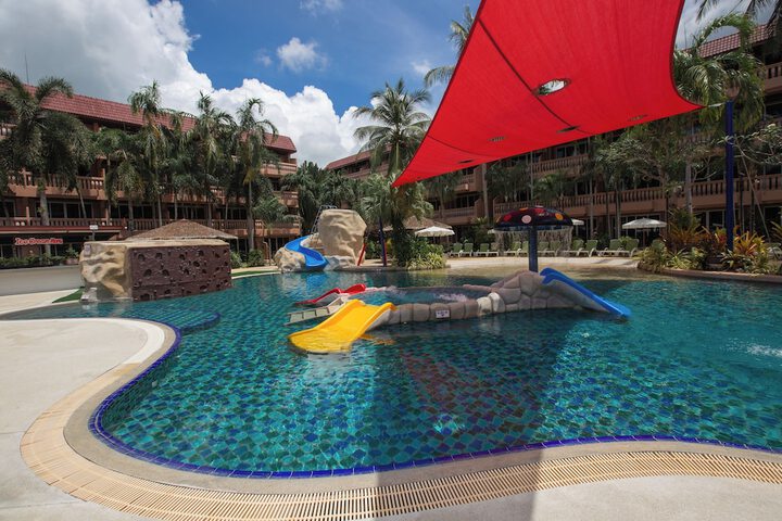 Pool Hotel