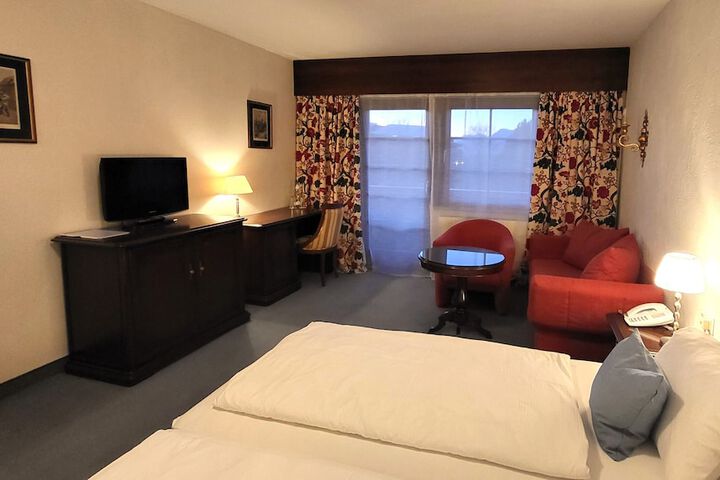 Room 19 of 119