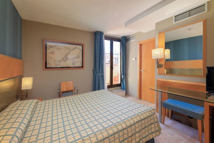Room 17 of 73