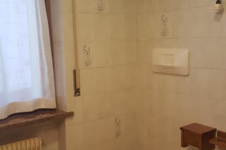 Room 13 of 15