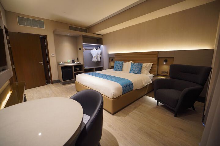 Room 12 of 45