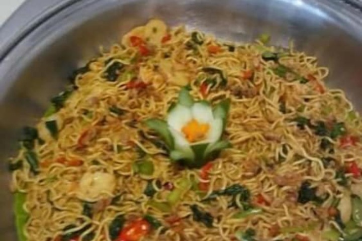Dining 44 of 77