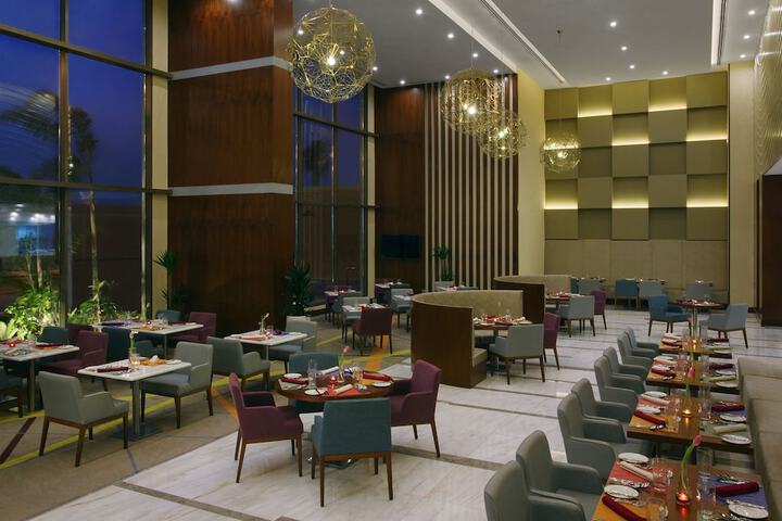 Dining Photos